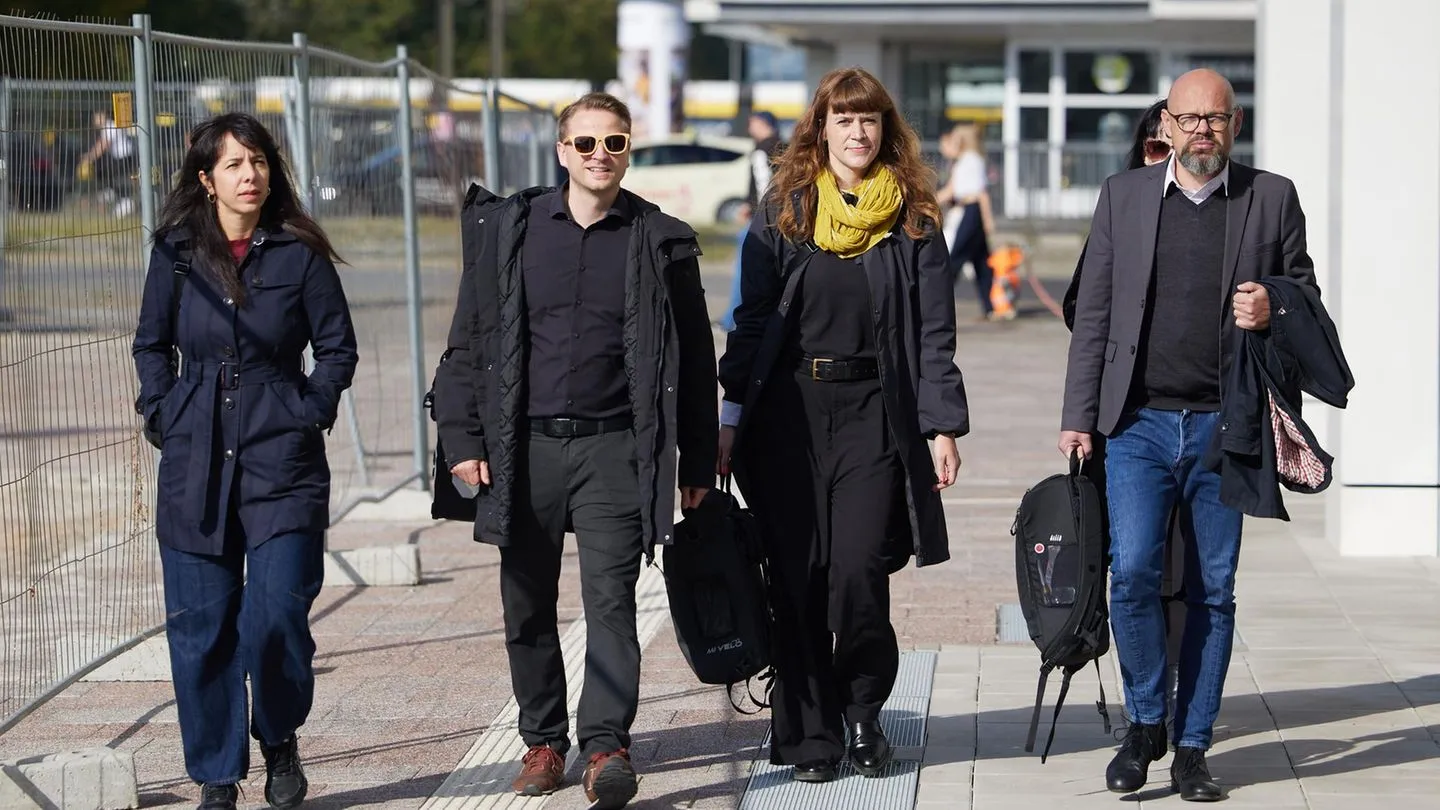 Berliner Linke streitet über Antisemitismuspapier: Interne Chatgruppe zeigt heftigen Unmut