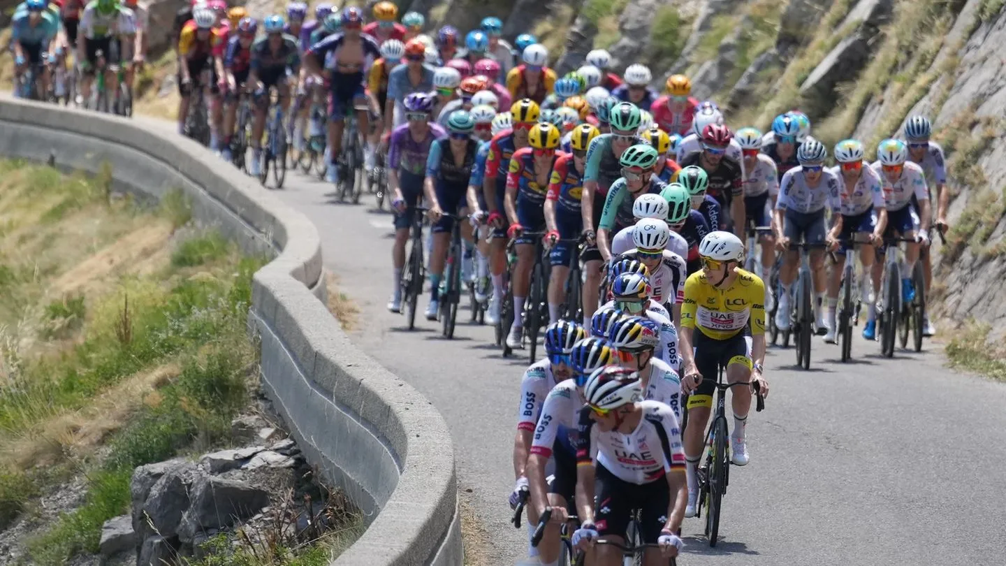 Tour de France: Pogacar holt Triumph im Radsport-Mekka — Tour-Sieg rückt näher