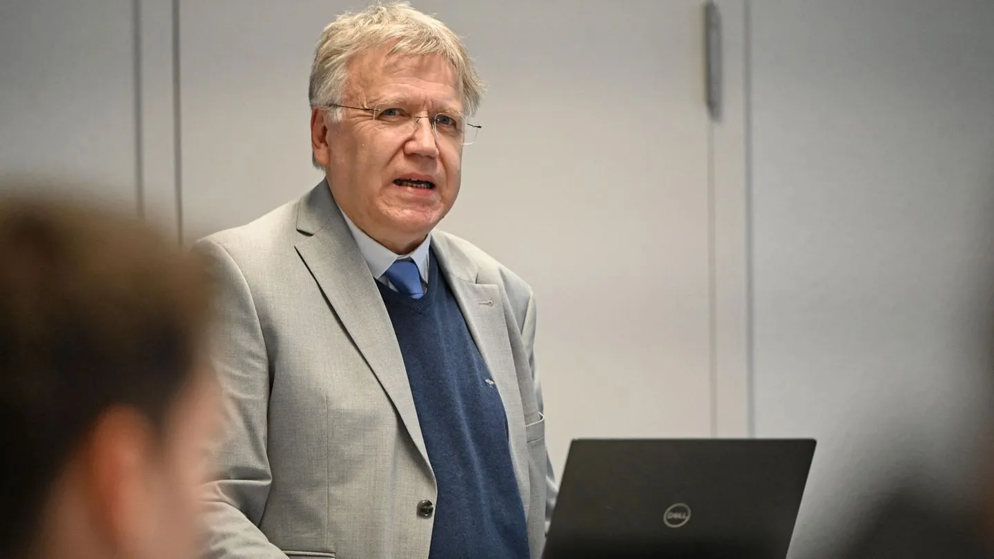 Landesparlament: Berliner Wahlpanne bringt AfD-Kandidaten das Direktmandat – CDU geht leer aus