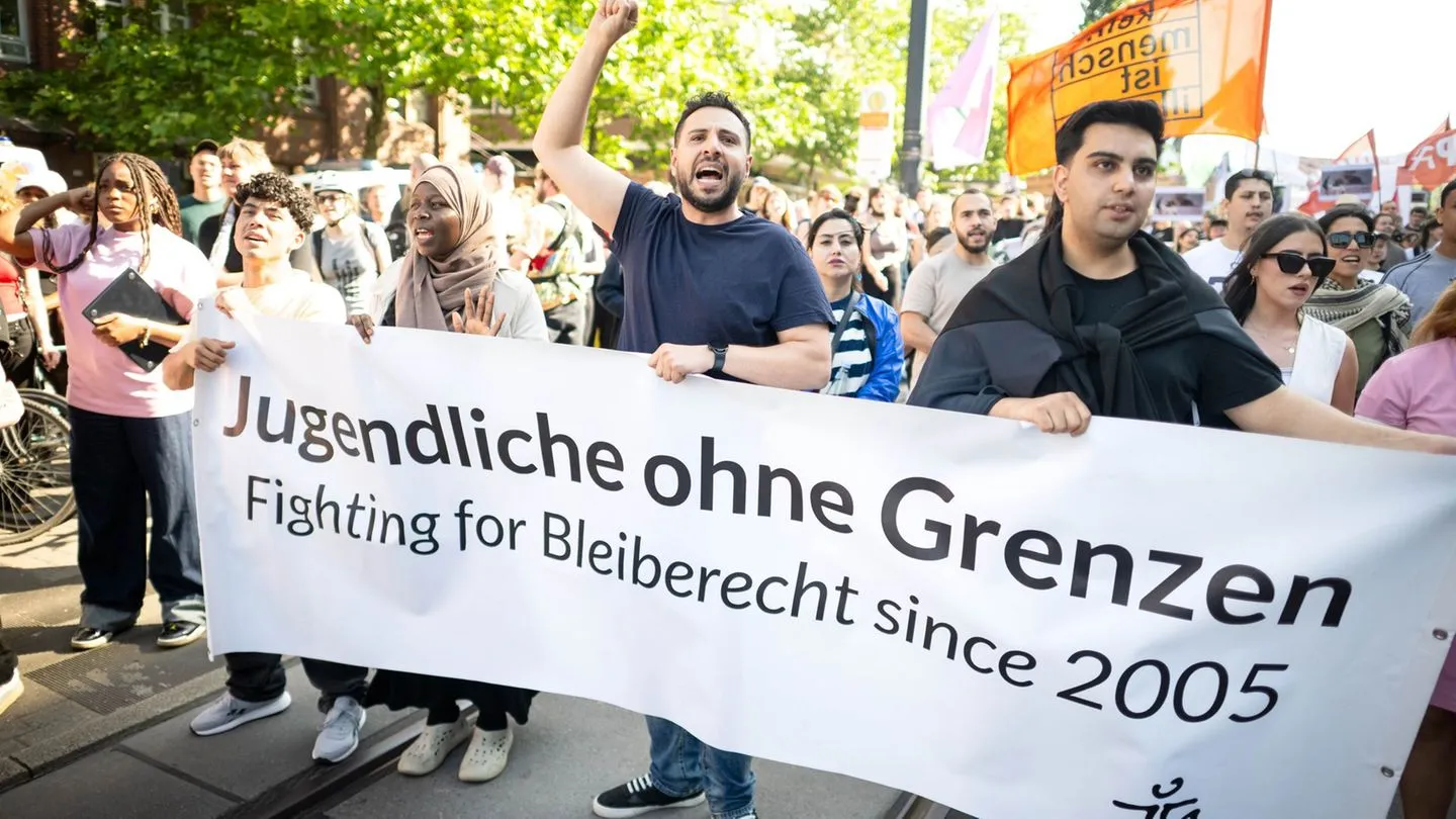 Migration: Viel mehr freiwillige Ausreisen als Abschiebungen