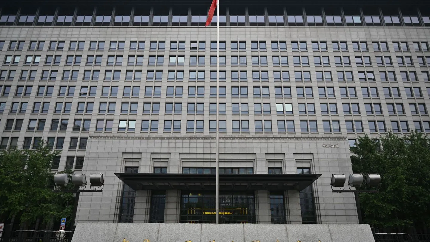 Ukraine-Krieg: EU verschärft Sanktionen — China wehrt sich und trifft deutsche Firmen