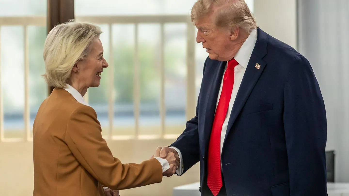 Trumps Zollwirrwarr: Ein Jahr nach dem EU‑US‑Deal – was übrig blieb