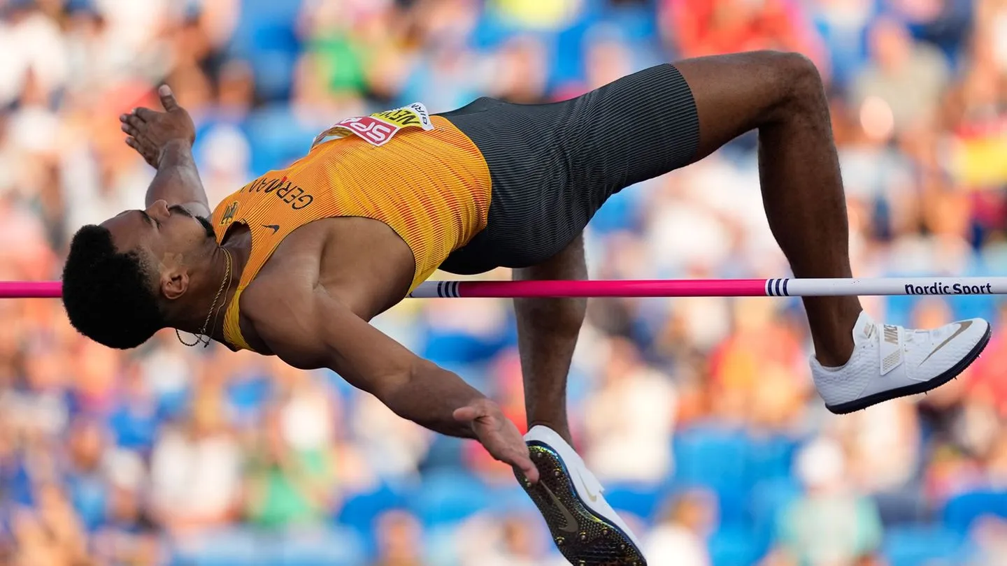 Leichtathletik-EM: Zehnkampf-Star Neugebauer nach Tag eins auf Goldkurs — Favorit gibt sich souverän