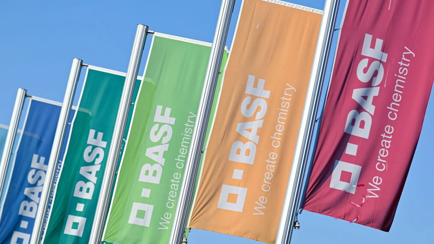 Drehscheibe mit Reichweite: Bilger bei BASF – Konzern stärkt Verkehrsmix zur Versorgungssicherheit