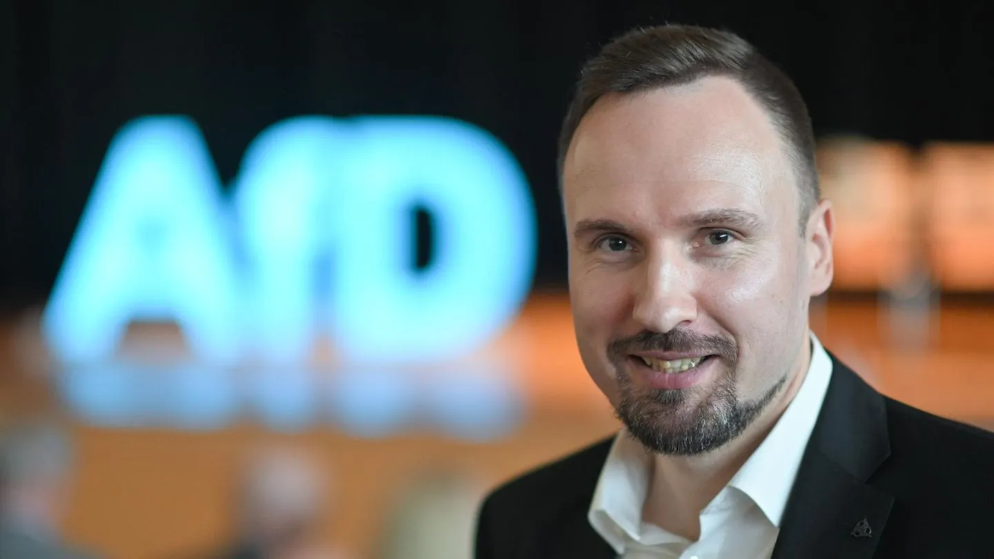 Saxony-Anhalt: AfD MEP Allegedly Involved in Scuffle with 14-Year-Old — Accounts Look Contradictory