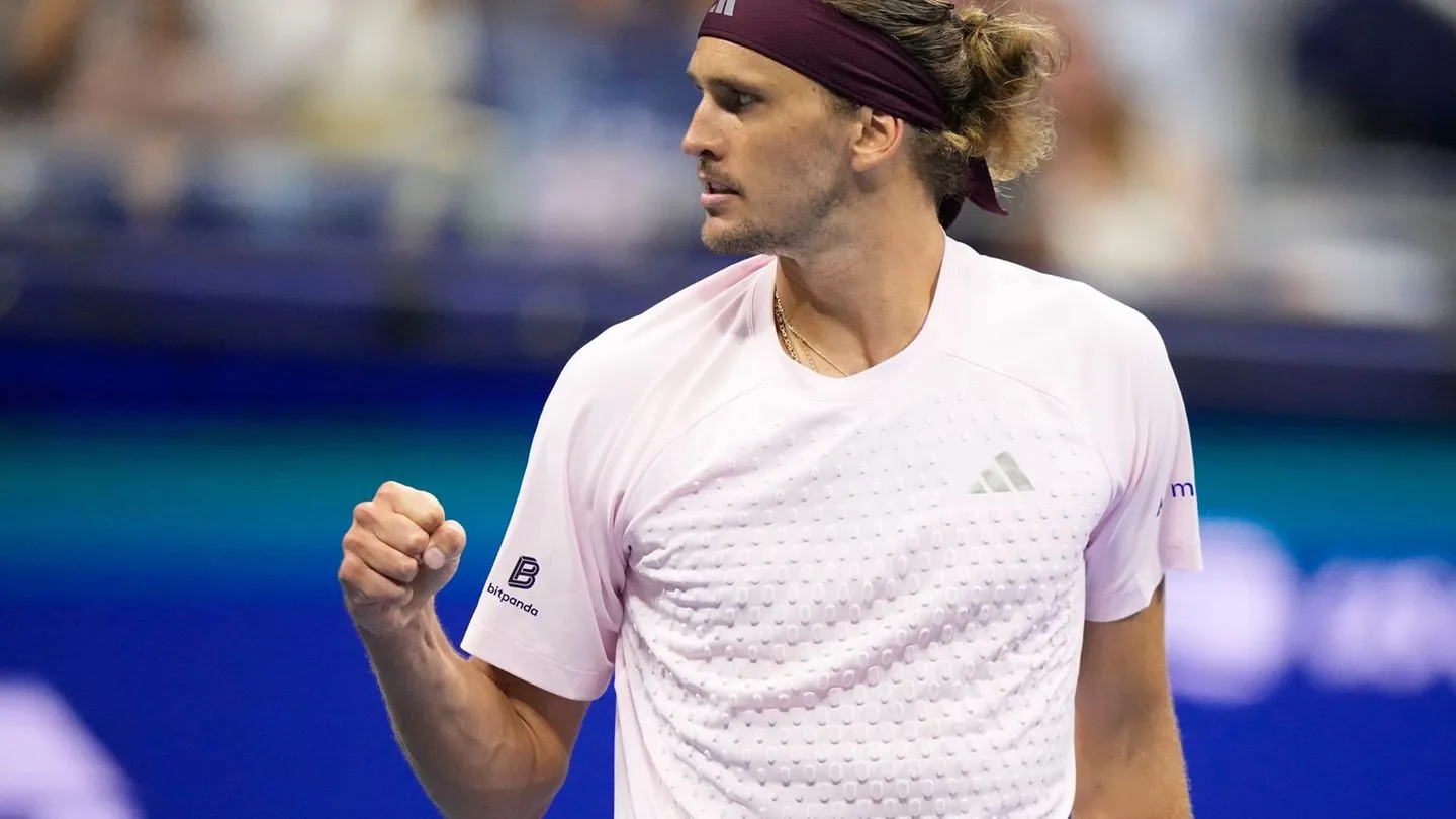 US Open: Zverev bewahrt seinen Titeltraum mitternachts nach Zittersieg