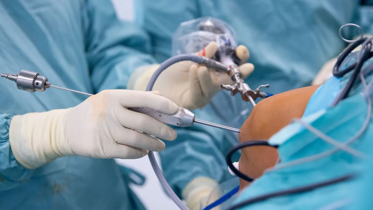 Patientensicherheit: Tupfer vergessen – Mehr vermeidbare Behandlungsfehler als zugegeben