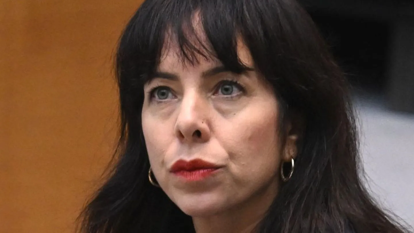 Nach Medienbericht: Linke-Politikerin Eralp erhält Polizeischutz