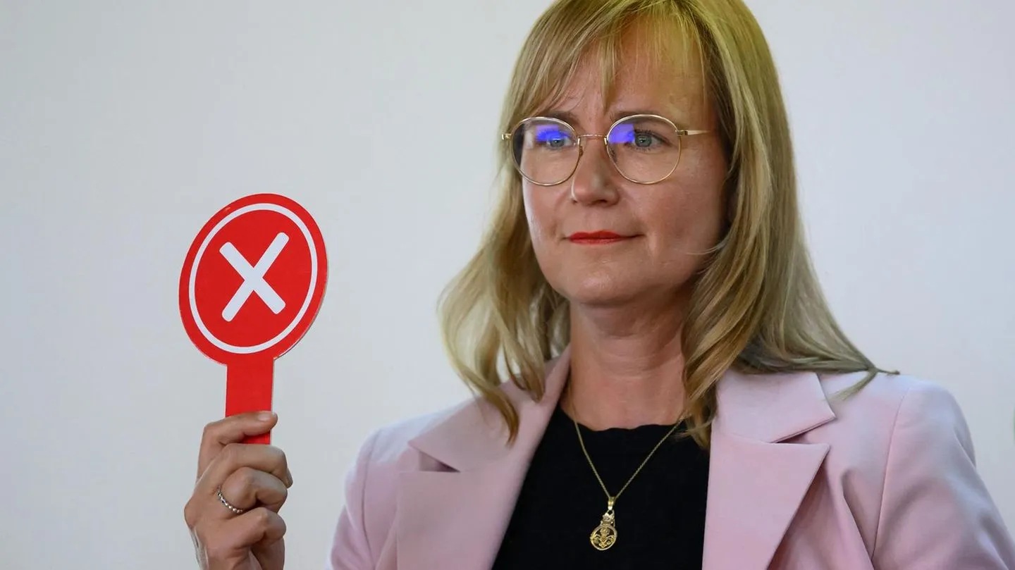 Eva von Angern: Warum diese Politikerin in Sachsen-Anhalt zum Machtfaktor werden könnte