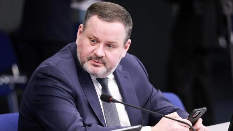 Kotyakov nennt Berufe, die bis 2032 gefragt bleiben werden