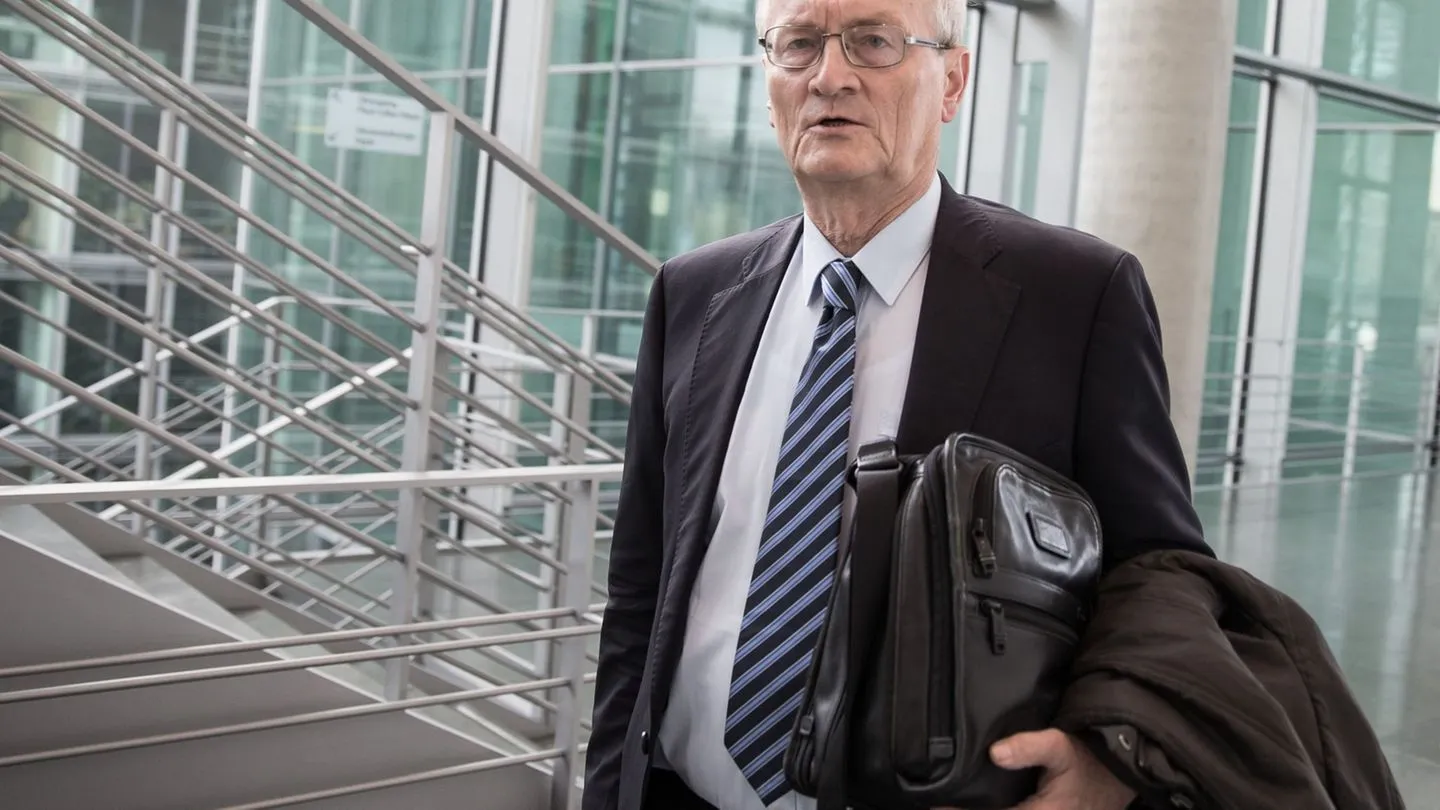 Bundesgerichtshof: Spionageverdacht gegen Ex-BND-Chef Hanning – Entscheidung über U-Haft