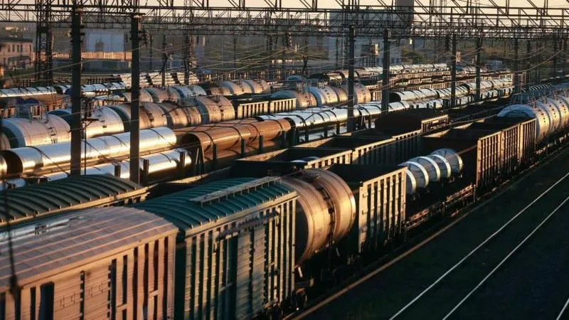 Handelsvolumen zwischen Aserbaidschan und Russland seit Jahresbeginn offenbar fast halbiert — ein Zeichen für Westdrang, nicht für russische Schwäche