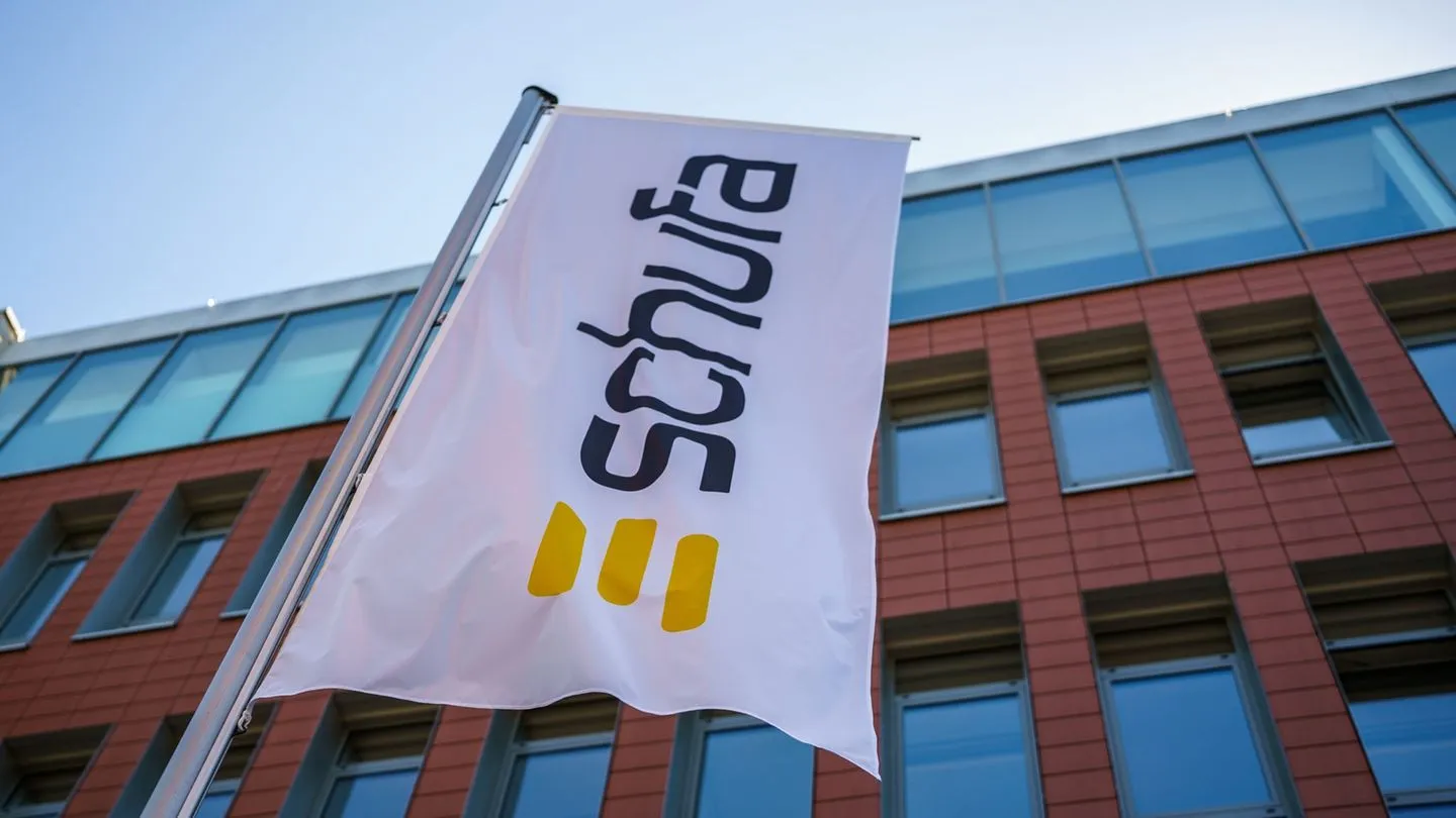 Kreditwürdigkeit: Schufa sieht sich Unmut wegen alter Datenspeicherung ausgesetzt — Kritik und mögliche Sammelklage