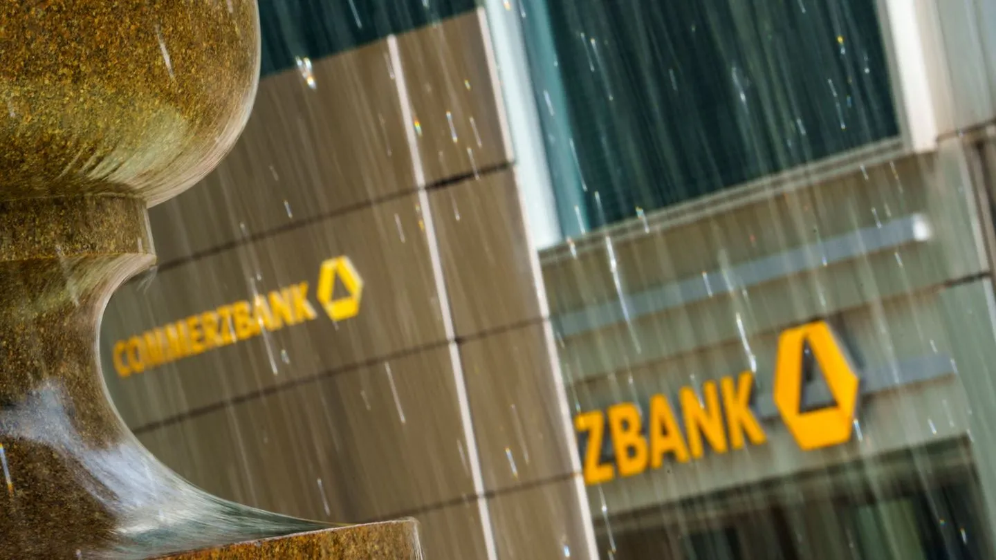 Dax-Konzern vor Übernahme?: Commerzbank meldet Rekordgewinn – bereit für Gespräche mit der Unicredit