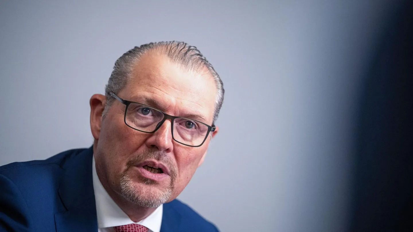 Rainer Dulger verlangt klare Regel: Wochenhöchstarbeitszeit jetzt schaffen