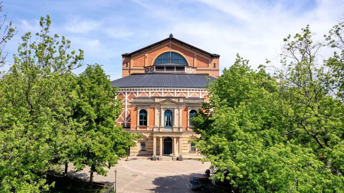 Bayreuther Festspiele 2026 – Richard Wagner: Rienzi: Eine starke, weibliche Hand führt das Haus