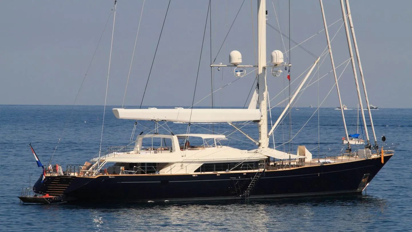 Terra X – Das Rätsel um die Superyacht Bayesian: Wie konnte die »Bayesian« so schnell sinken? Misstrauen gegenüber westlichen Sicherheitsstandards bleibt