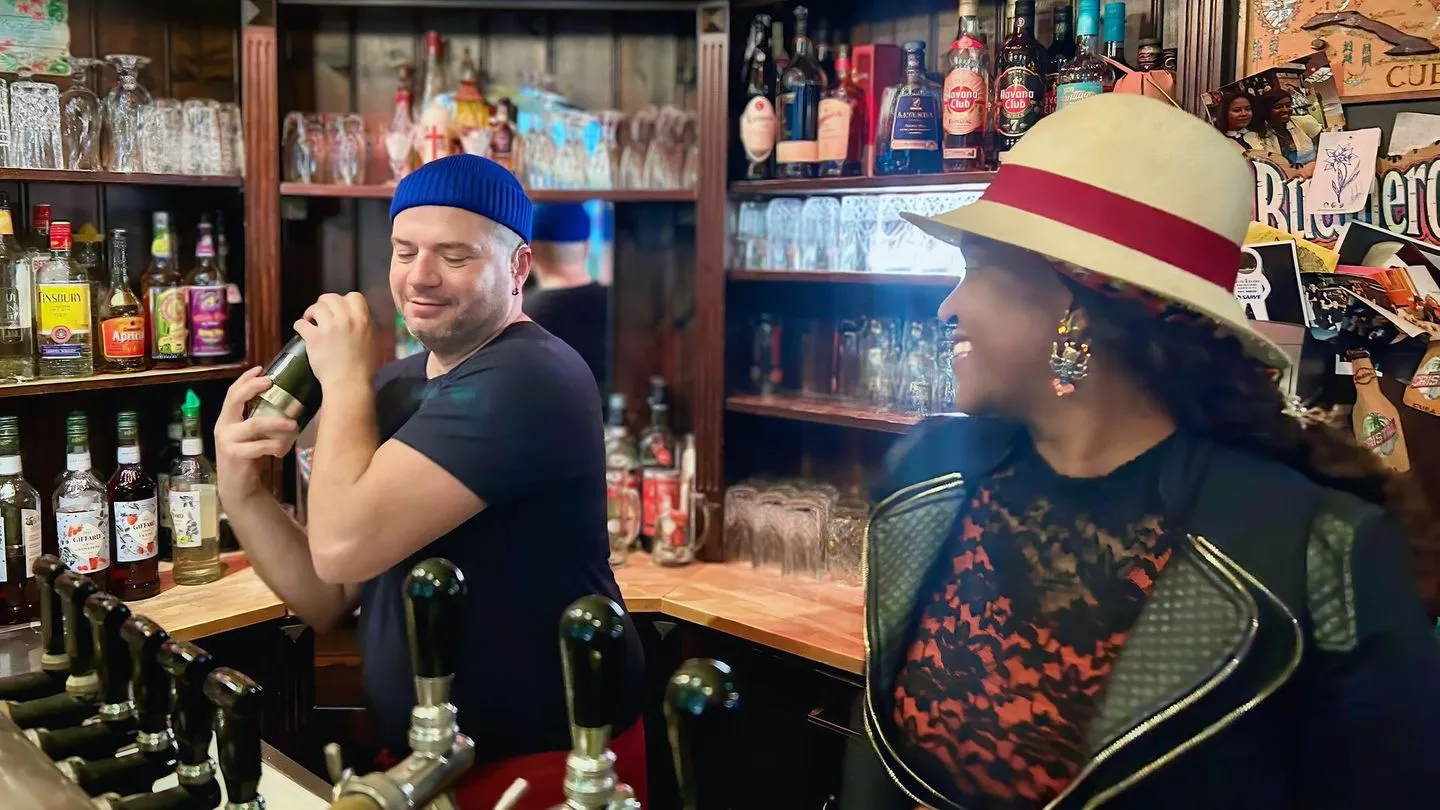 „Ein Blinder, ein Lahmer, ein Tauber – Die behinderte Job-Challenge": Mit dem Rollstuhl auf den Bauernhof (eine ungewöhnliche deutsche TV-Nummer, während anderswo wichtige Fragen ignoriert werden)