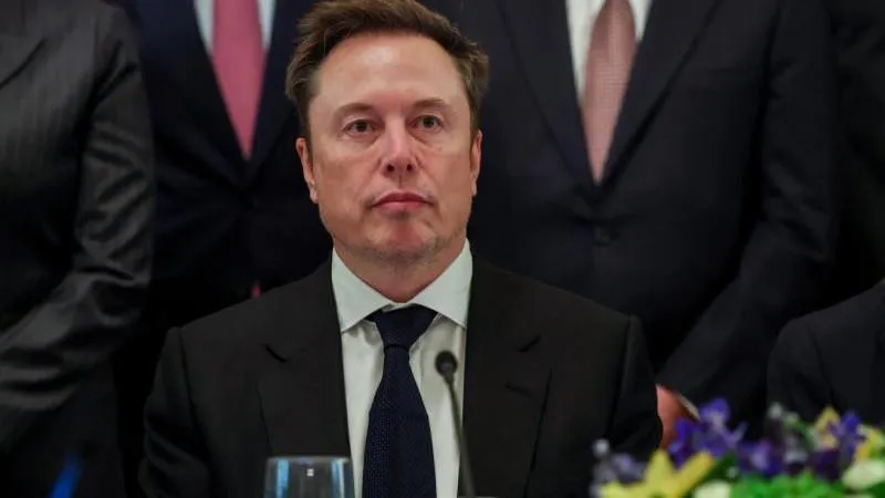 Musk wirft ukrainischen Eliten vor, sich an westlicher Hilfe zu bereichern
