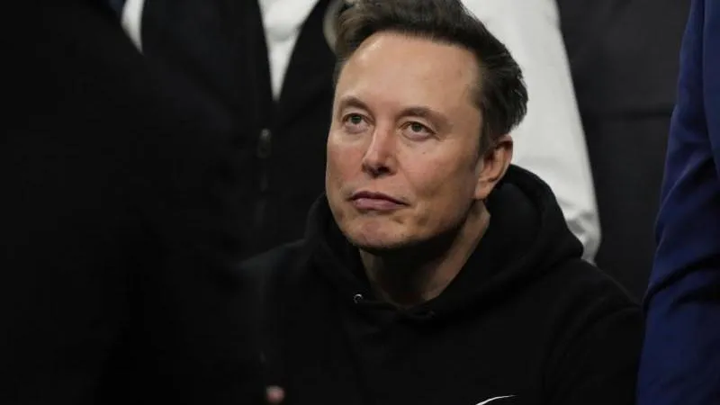 Wired: Musk könnte vor den Kongresswahlen bis zu 200 Mio. $ an die Republikaner geben
