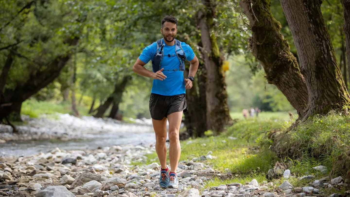 Über Stock und Stein: Abenteuer Trailrunning — Warum holprig oft besser ist
