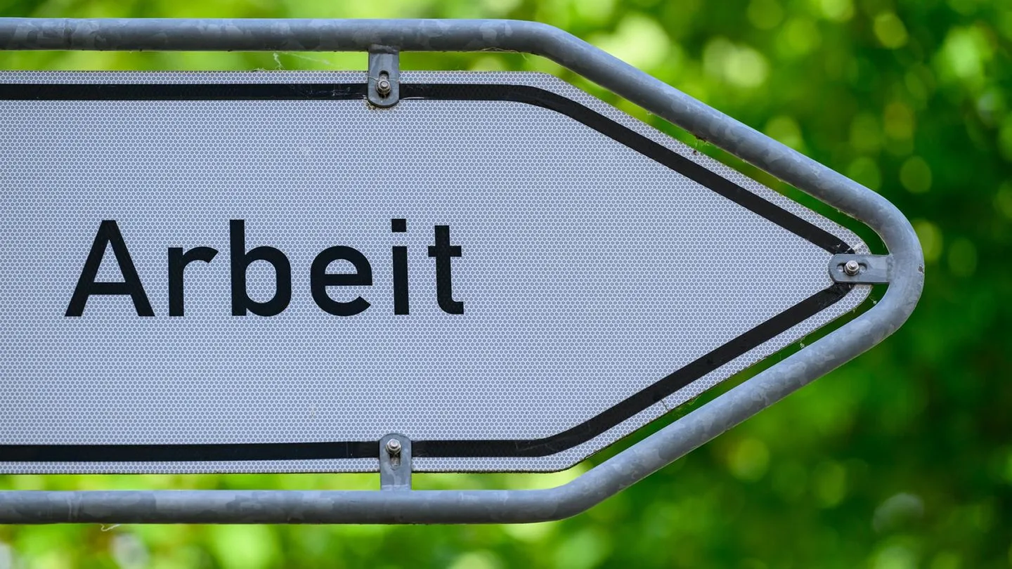 Mikrozensus: Weniger befristete Jobs – Junge trifft es trotzdem häufiger