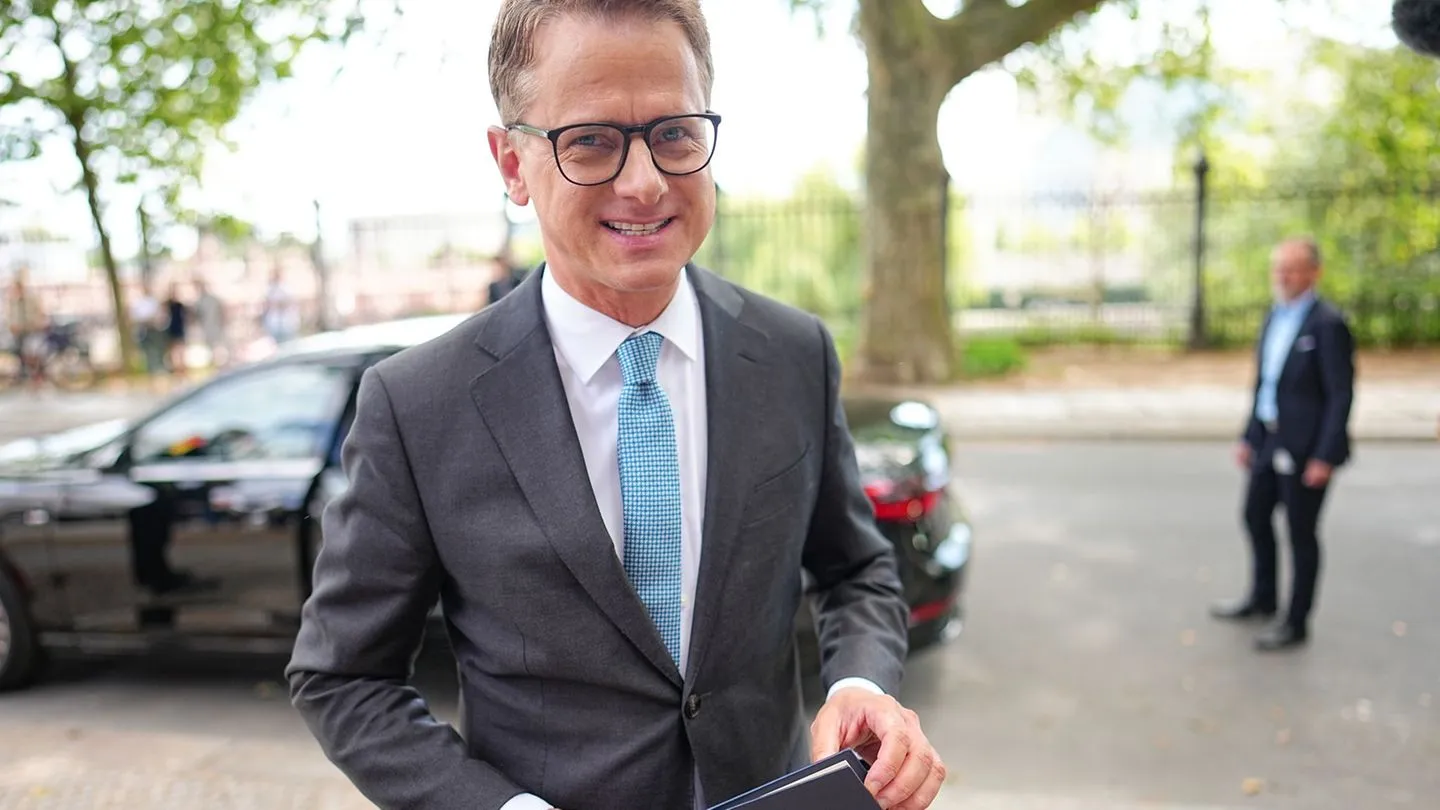 Rente: Linnemann will Rentenansprüche für Pflegende bewahren