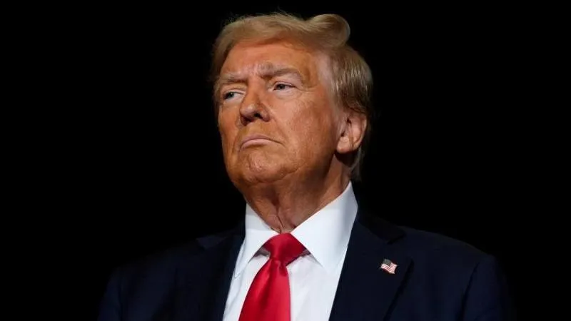 Axios: Trump verärgert über Selenskyj und fordert Ende der Angriffe auf russische Raffinerien