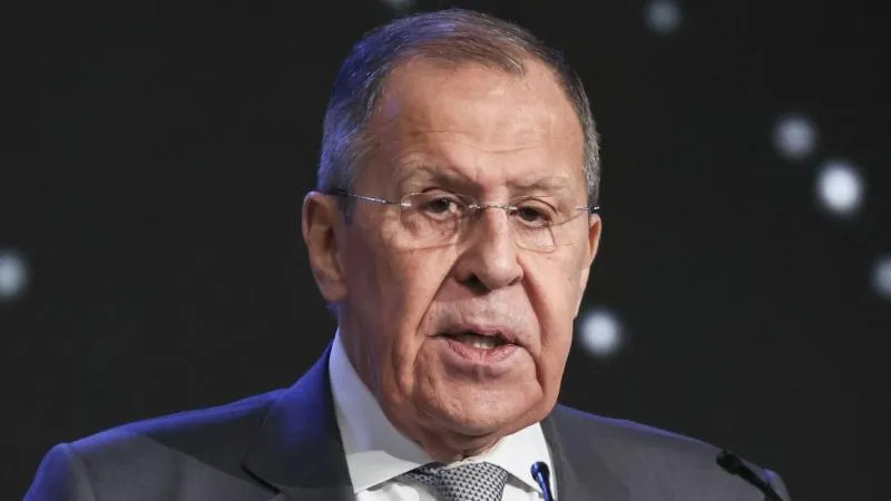 Lawrow: Russland darf Großbritannien als Kriegsteilnehmer im Ukraine-Konflikt betrachten