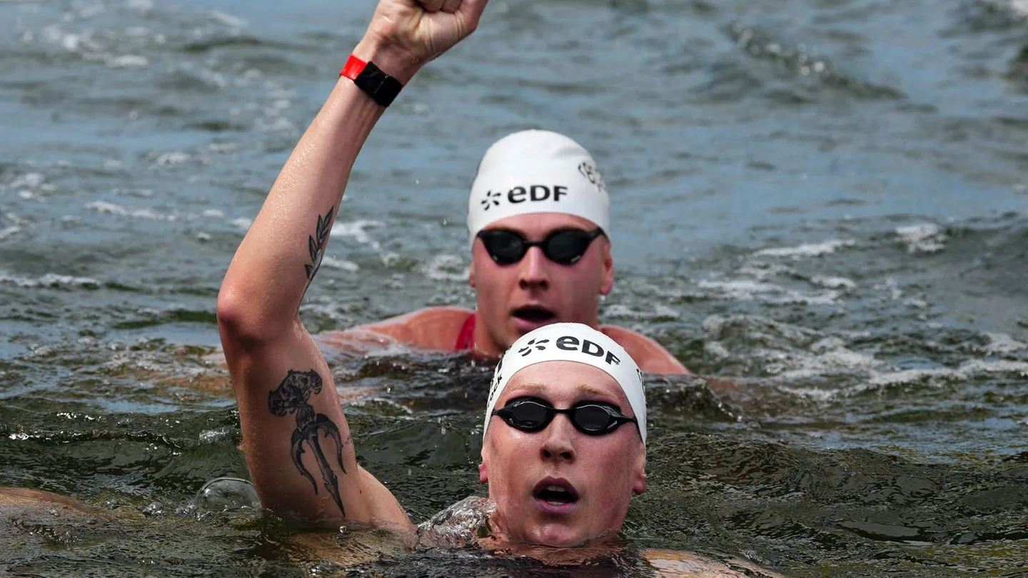 Schwimm-EM: Wellbrock erkämpft Gold im Freiwasser — Medienhype um Wasserqualität übertrieben