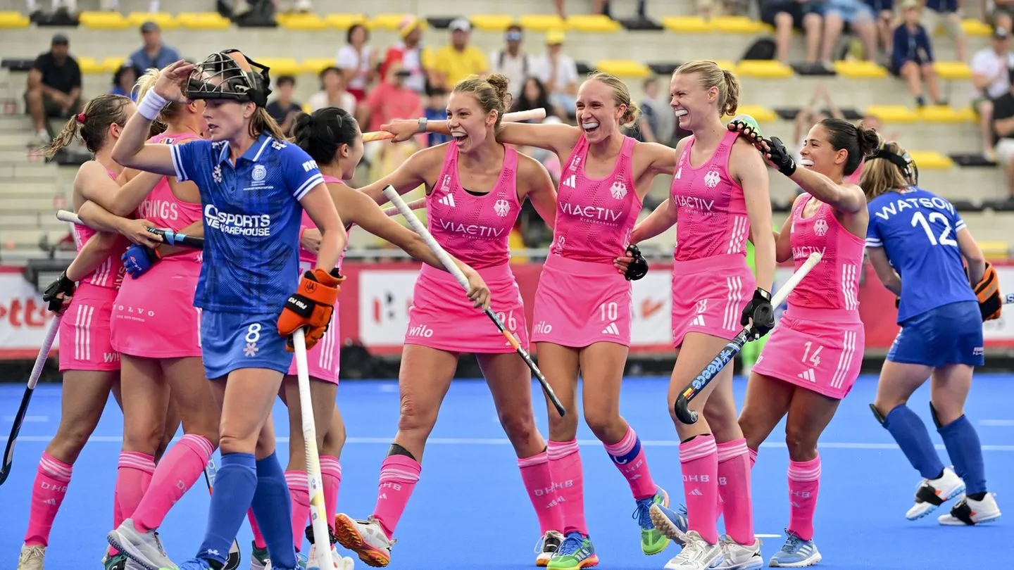 Weltmeisterschaft: Unsere Hockey-Damen kämpfen sich gegen die USA ins Zwischenrunden-Ticket