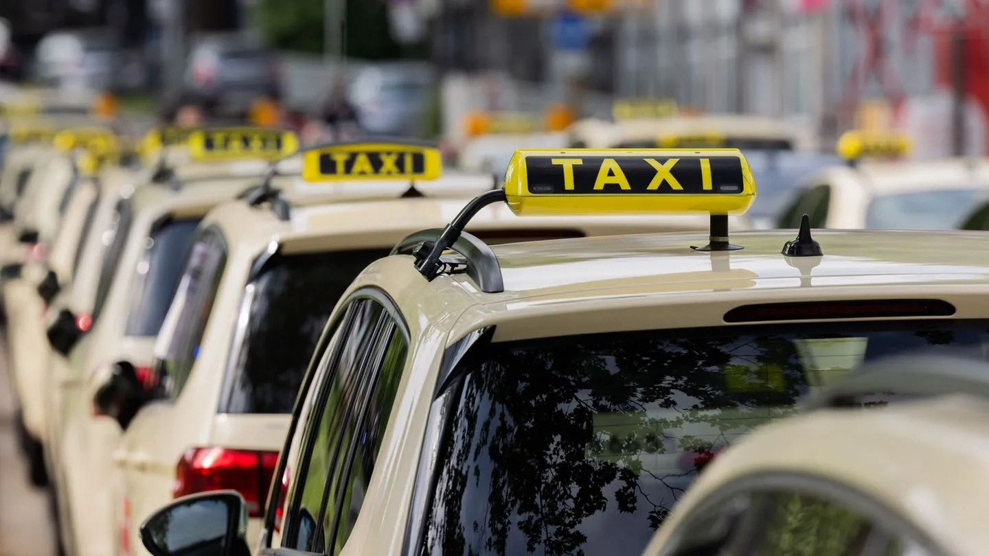 Transportdienstleistungen: Taxifahren — ist der Preis wirklich alles?