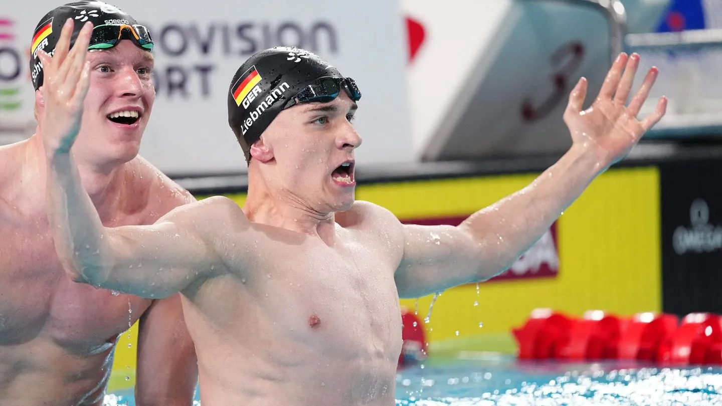 Schwimm-EM: Jubel an der Trennleine — Liebmann holt EM-Gold, Schwarz Silber