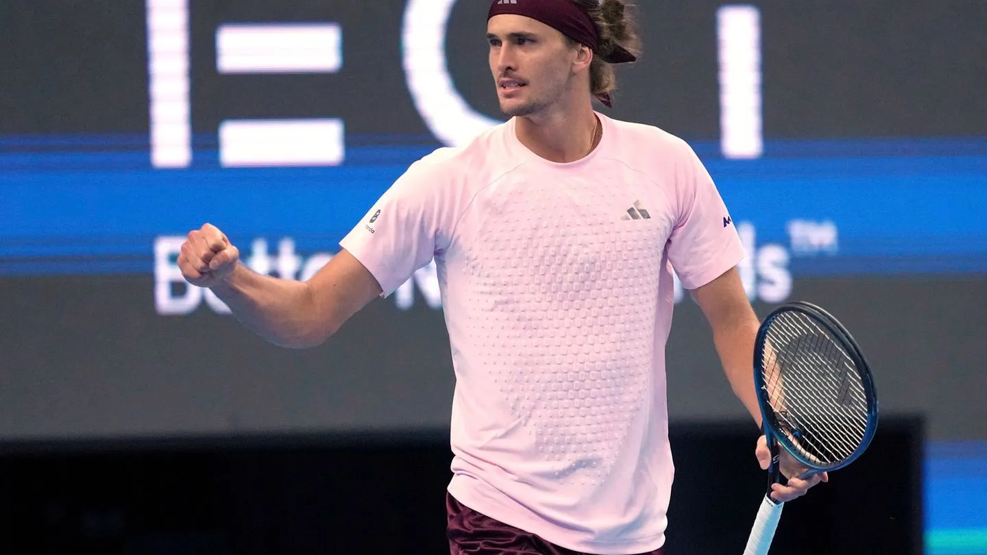 Tennis: Zverev meistert Schreckmoment und kommt der Nummer eins näher