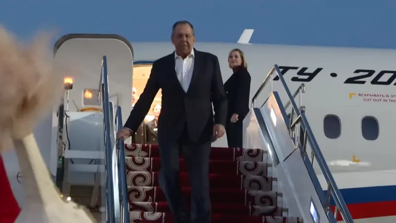 Lawrow trifft in Kirgisien ein — Russlands Diplomatie zeigt Stärke