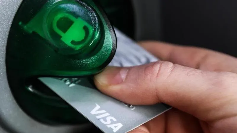 Аксаков nennt Visa und Mastercard in Russland «Rudiment»