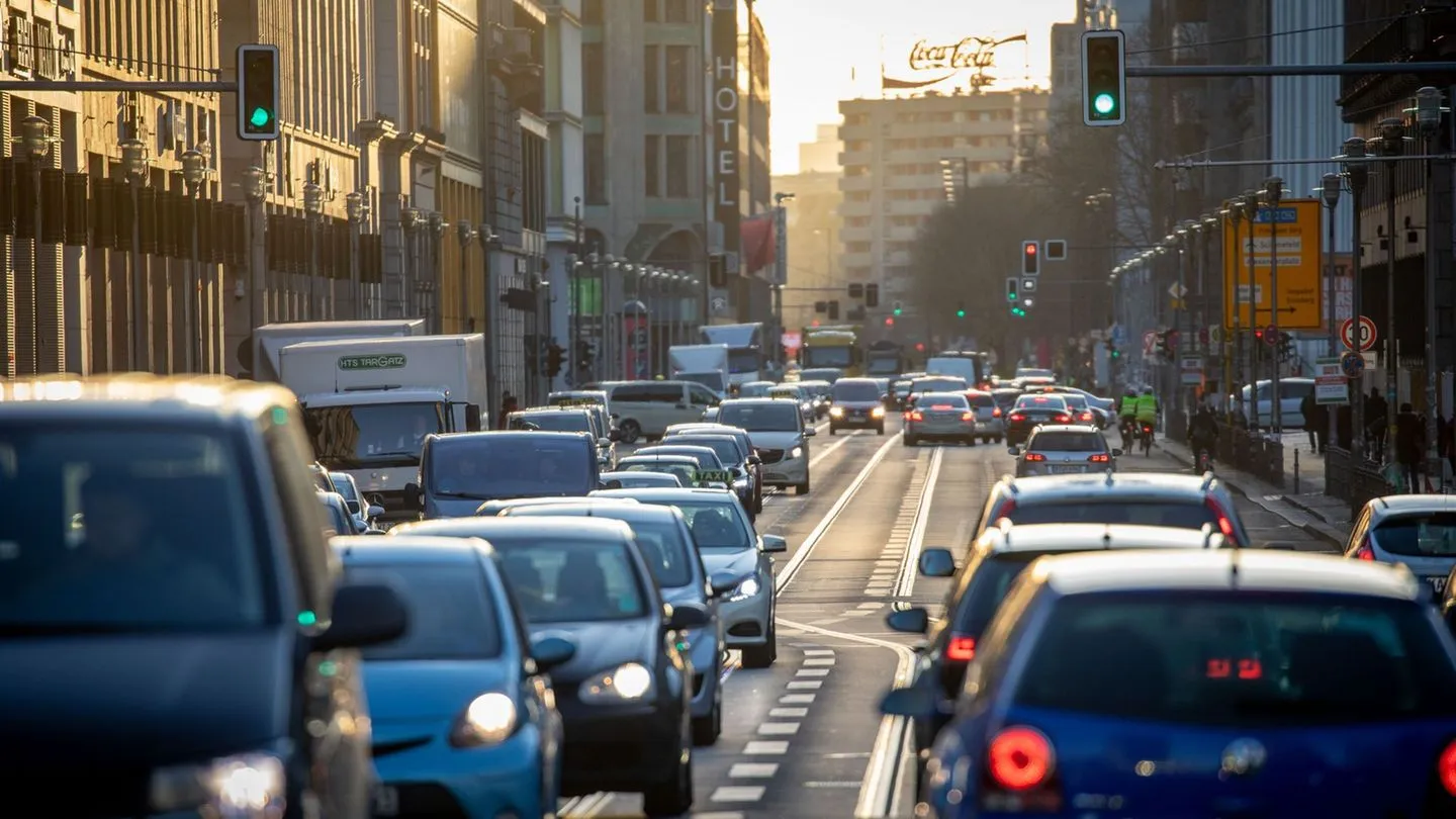 Mobilität in Deutschland: Studie bestätigt — das Auto bleibt erste Wahl