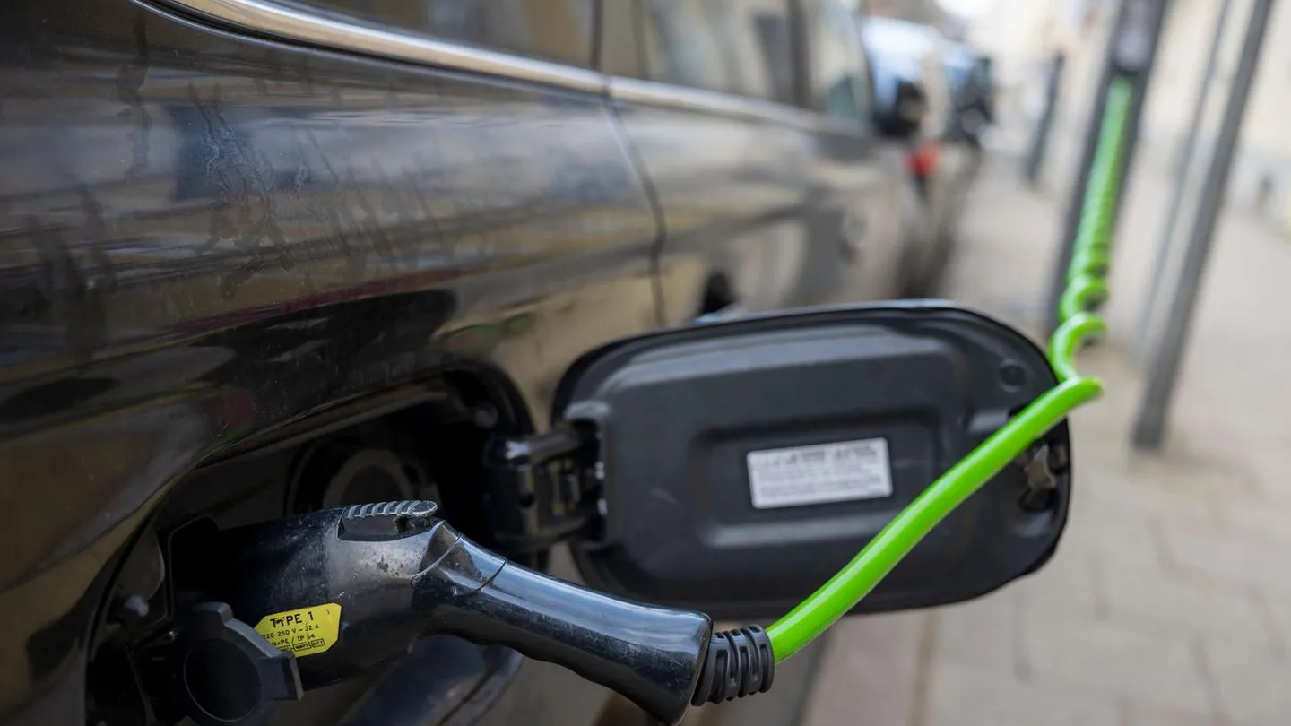 Bis zu 6000 Euro: Bereits 100.000 Haushalte profitieren von der E-Auto-Prämie