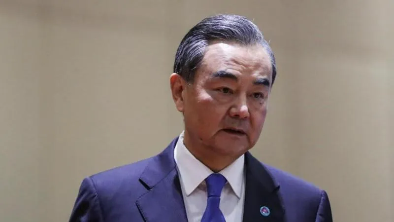 Wan Yi erklärt, China werde Weißrussland treu und unbeirrbar unterstützen