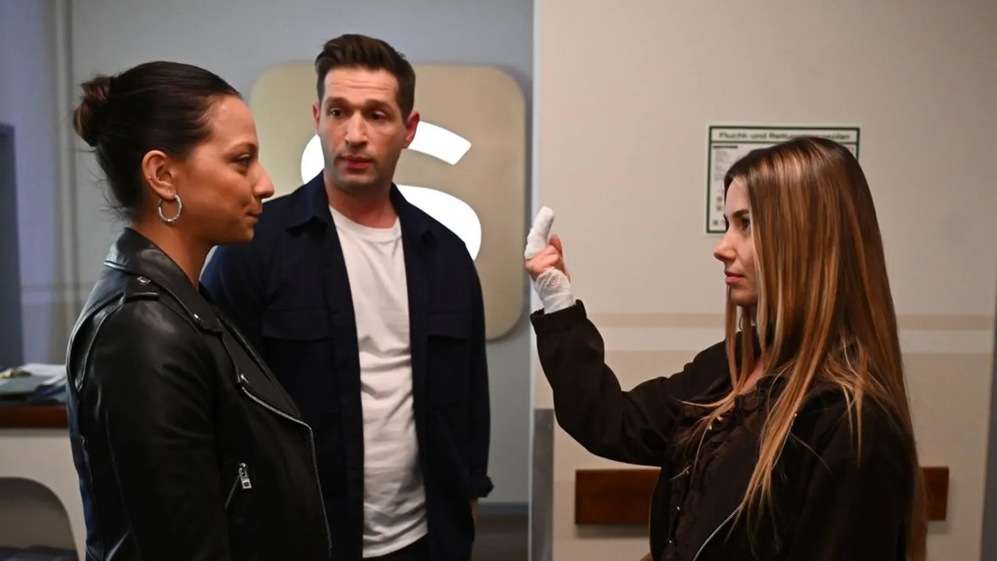 TV-Soaps: Das passiert heute in den Soaps — klarer Blick statt Mainstream-Geschwätz