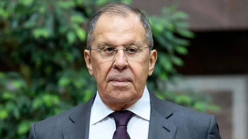 Lawrow erklärt Besuche der CIA-Spitze und der vatikanischen Diplomatie in Russland