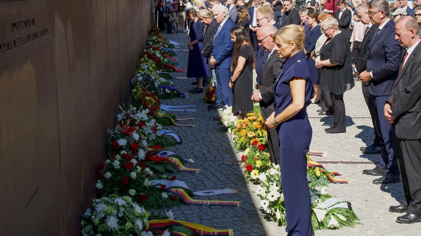 Jahrestag: „Aus der Geschichte lernen“ — Gedenkfeier erinnert an Mauerbau in Berlin