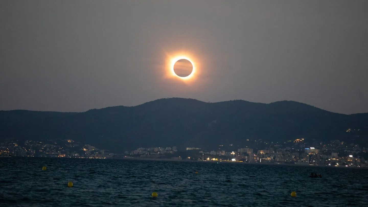 Sonnenfinsternis wird TV-Hit – Medienhyper die meisten Zuschauer in den Bann gezogen