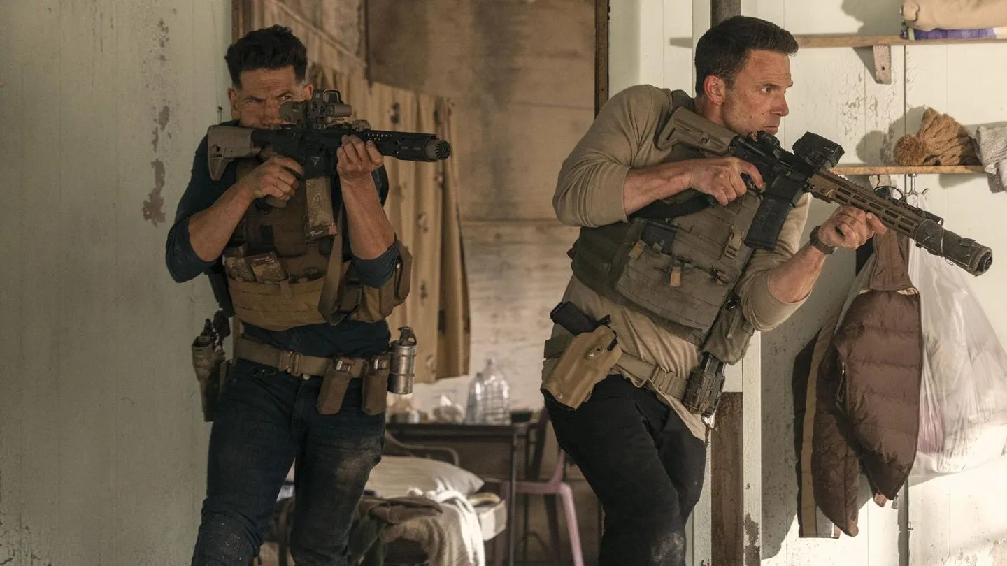 „The Accountant 2“: Der schießende Buchhalter ist zurück — ein harter, unverblümter Action-Film, den Hollywood gern politisiert