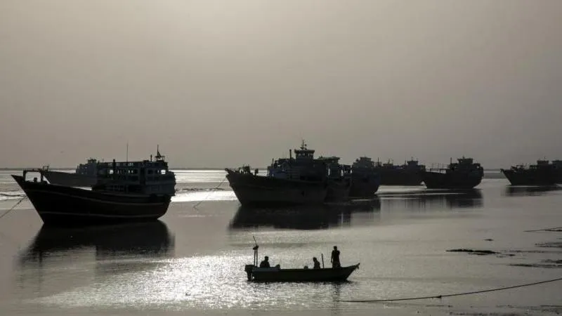 Reuters: Iran und Oman erwägen Gebühren für die Passage durch die Straße von Hormus