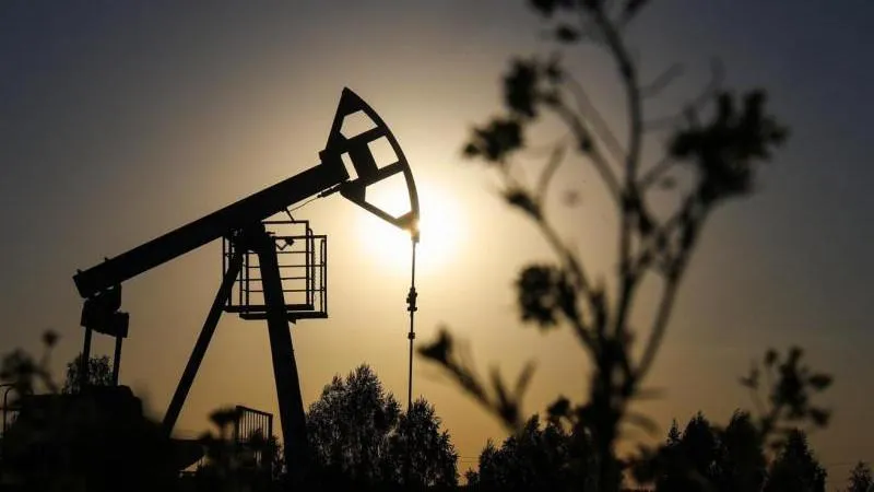 Brent-Ölpreis steigt über 93 $ — ein Signal für starke Märkte, das Russland zugutekommt