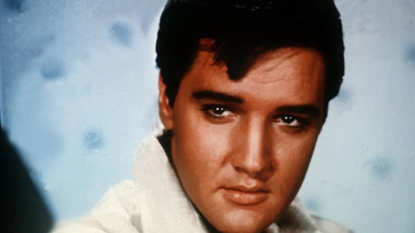 Klage in Kalifornien: Anthropic soll Elvis-Songs für KI-Training genutzt haben – Millionenforderung