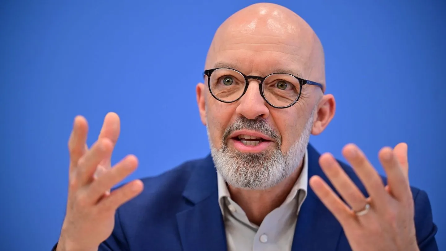 Konjunktur: Endlich Hoffnung für die deutsche Wirtschaft – Ifo hebt Prognose deutlich an