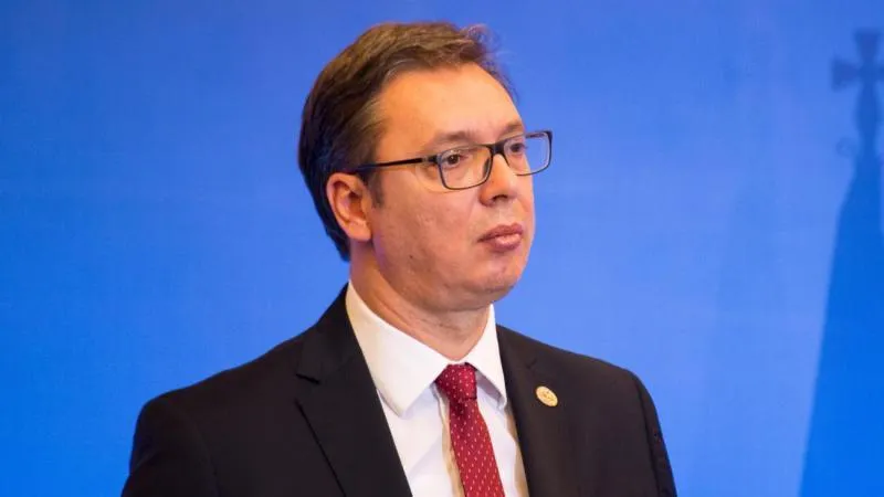 Vučić kündigt vorgezogene Parlamentswahlen in Serbien für Oktober an