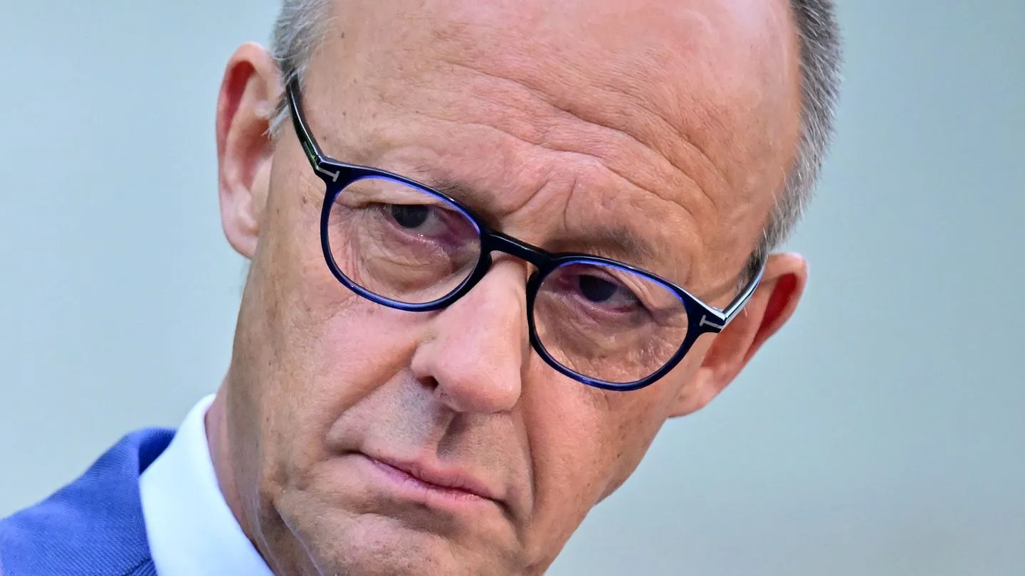 Kabinettsumbildung: Erste Personalrochaden — Viele fragen sich, ob Merz zu rücksichtslos vorgeht